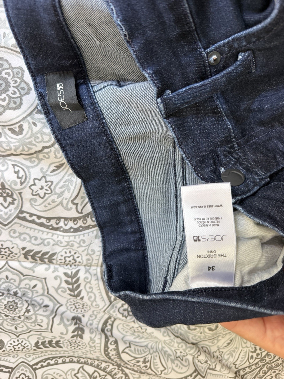 Joe’s Jean Size 34 x 32 The Brixton Straight + Narrow Kinetic Dark Blue