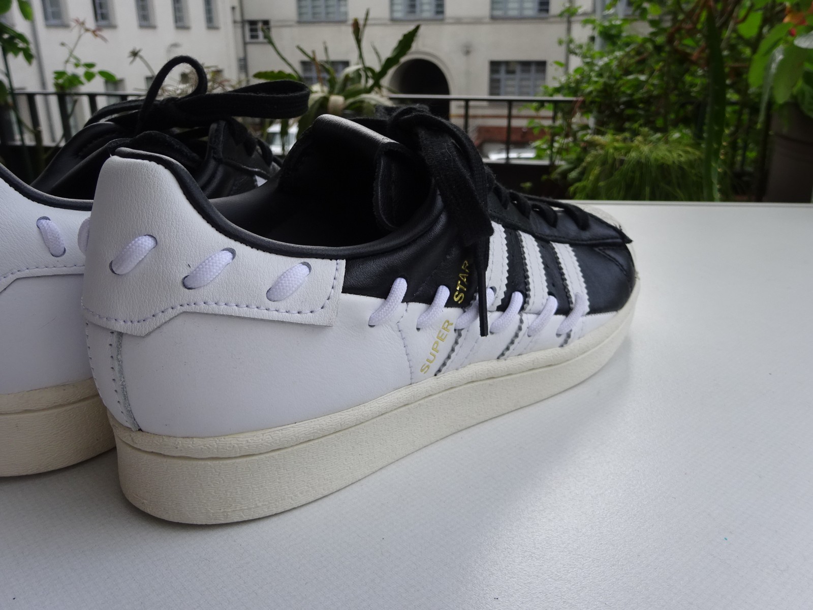 Adidas GX3419 stitched black white superstar trainers leather size 37 1/3 (UK4.5) new