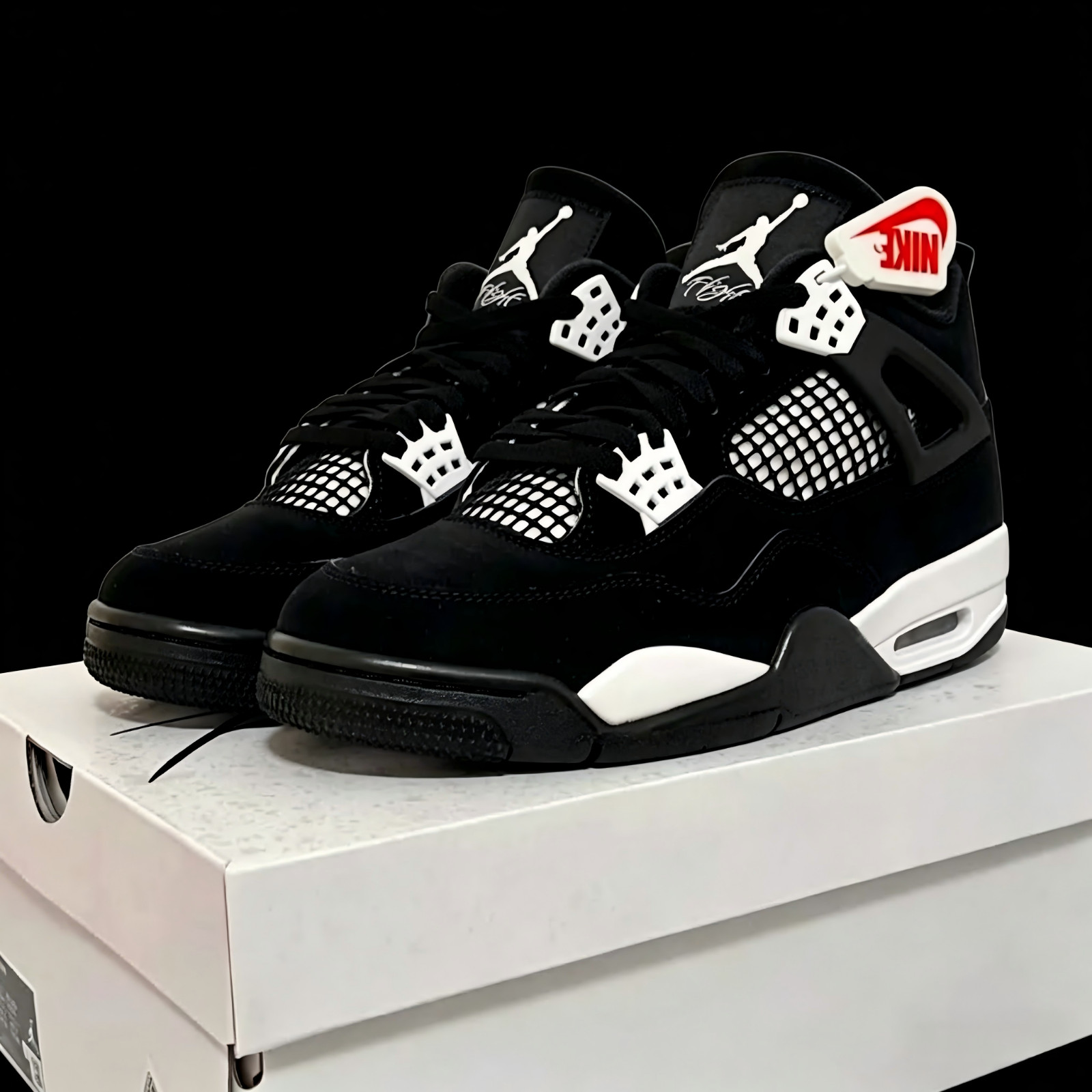 Jordan 4 Retro “White Thunder” Men’s Mid-Top Basketball Shoes US 7-12