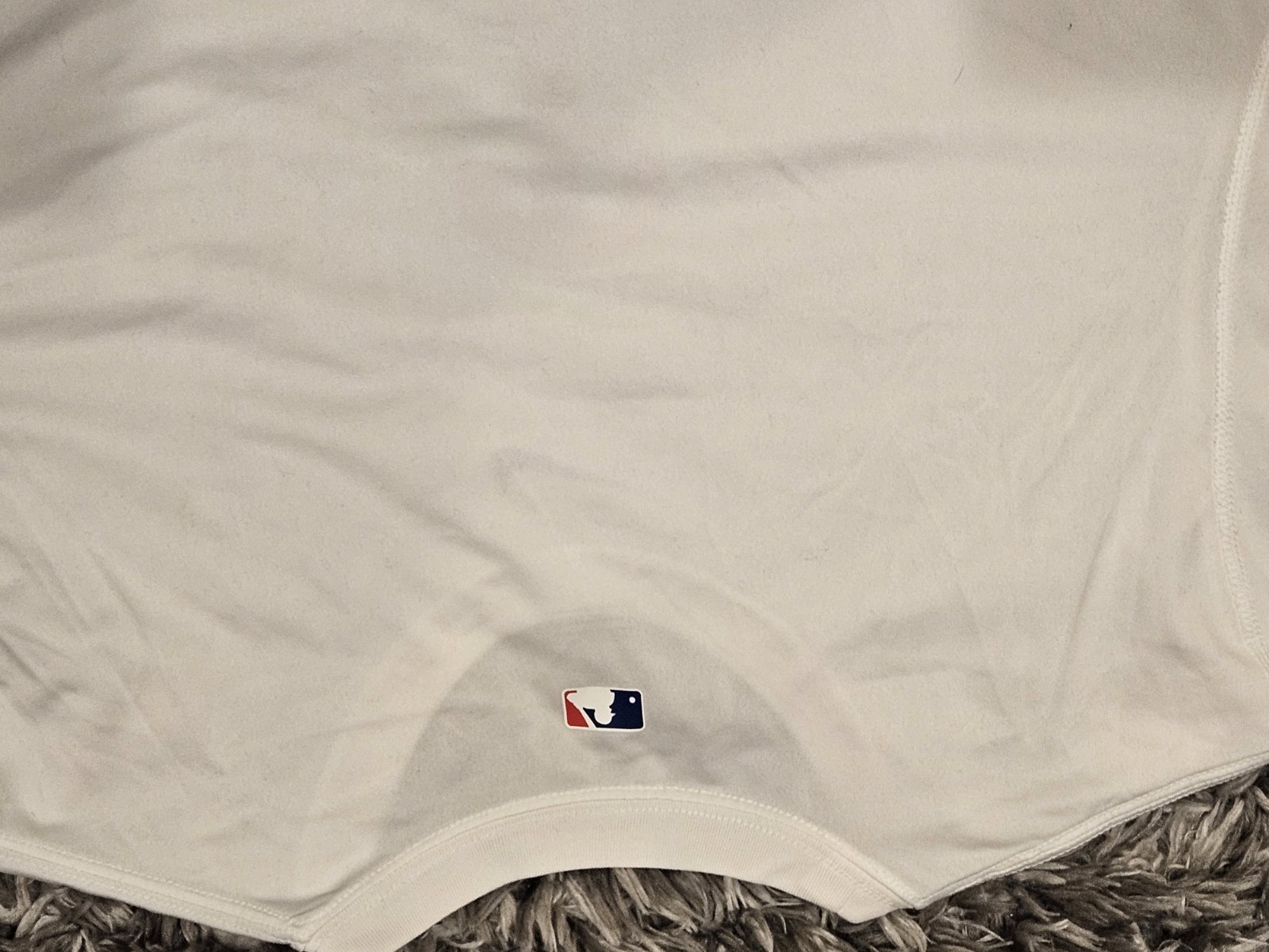 MENS PHILLIES NIKE DRI-FIT SIZE LARGE WHITE SEE PICS!!! CLEAN!!!