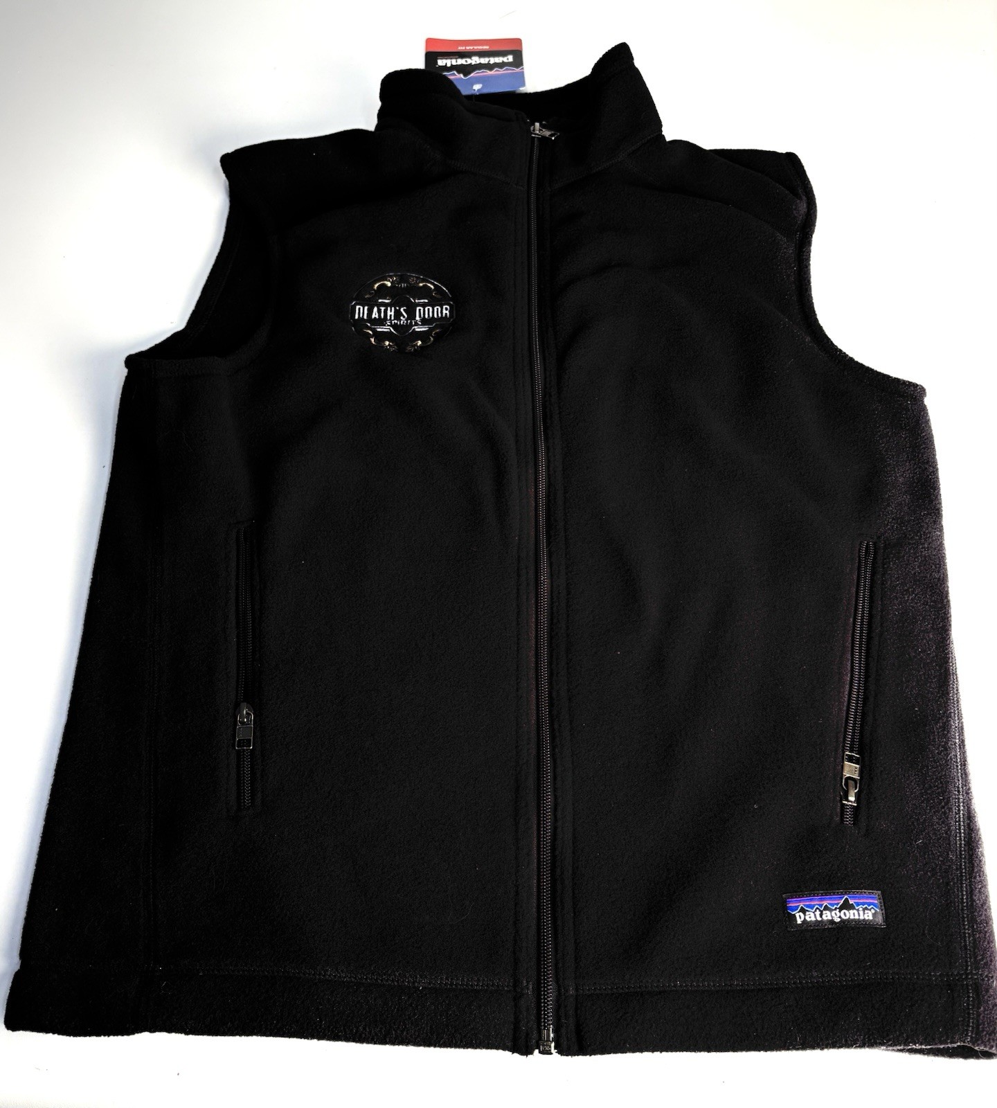 Patagonia Men’s Black Full Zip Vest Stand-Up Collar Logo Pockets Regular Fit XS