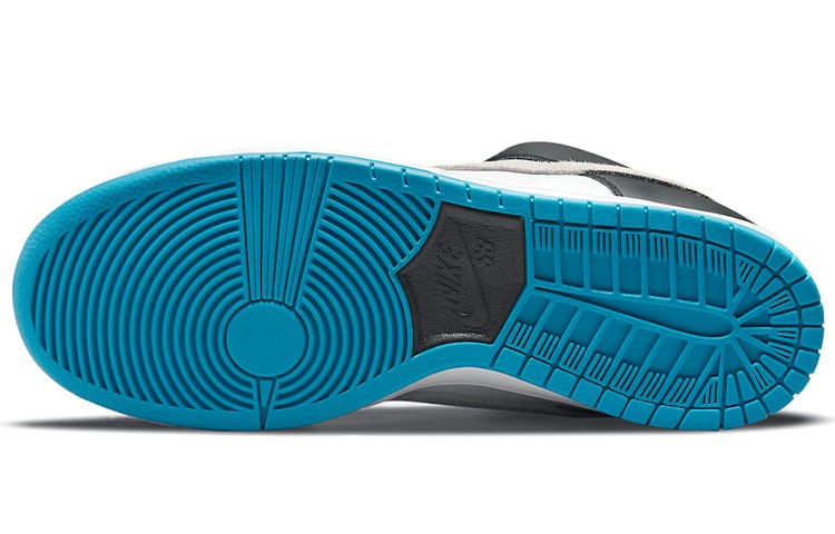 SB Dunk Low Laser Blue – BQ6817-101