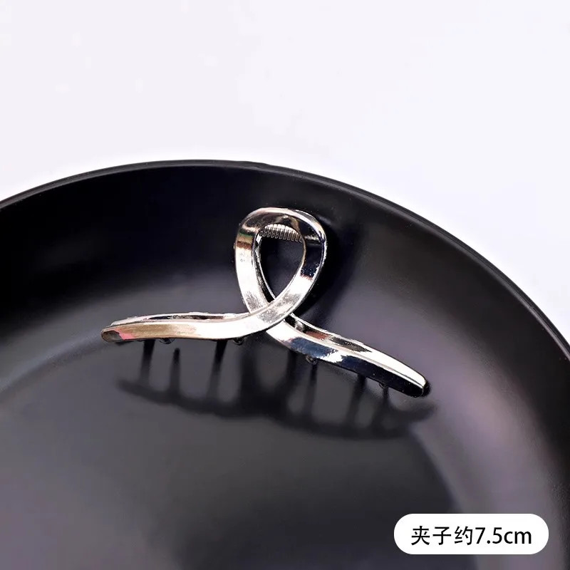 Vintage Silver Geometric Metal Hair Claw for Women Girls Long Hair Holder Headba