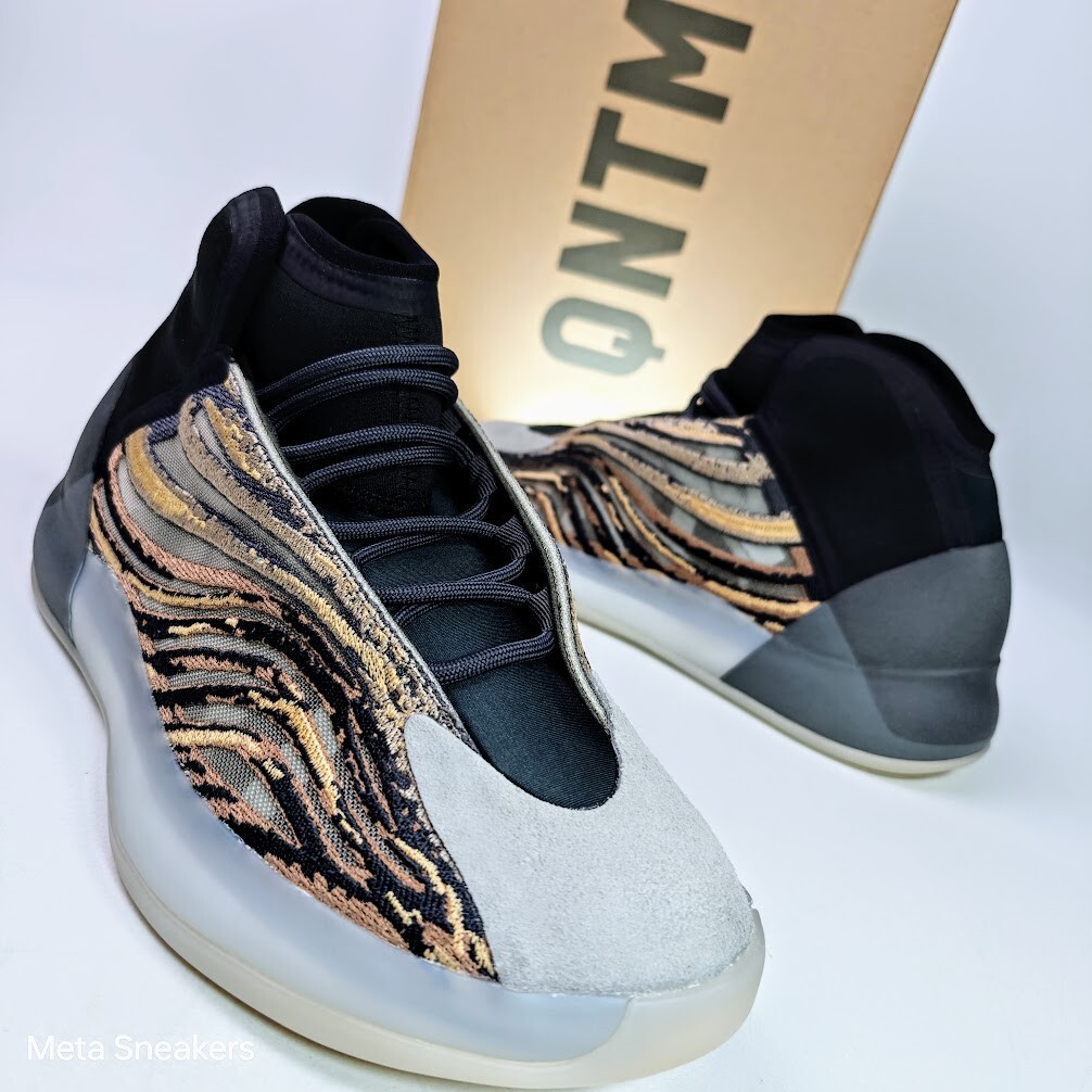 Adidas US 9 Men’s Amber Tint Black Quantum Comfort Boost Yeezy QNTM GX1331 New