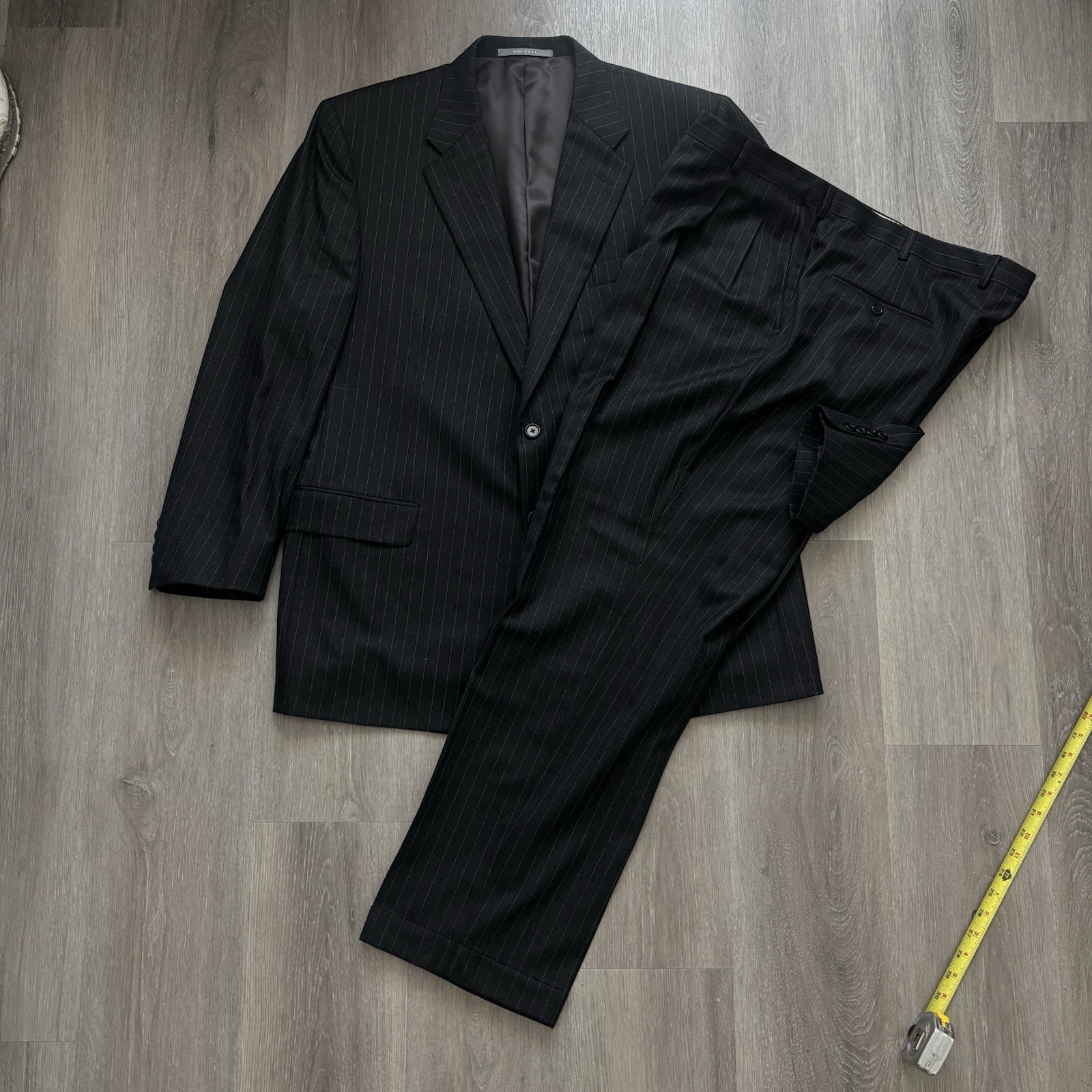Hickey Freeman Loro Piana Tasmanian Super 120’s Gray Pin Stripe Suit 46R