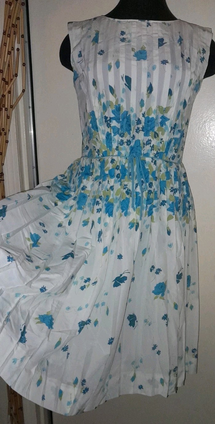 Vtg 50s 60s BLUE ROSE Floral Nylon RARE Pleated Madmen R&K ORIGINALS Day Dress M