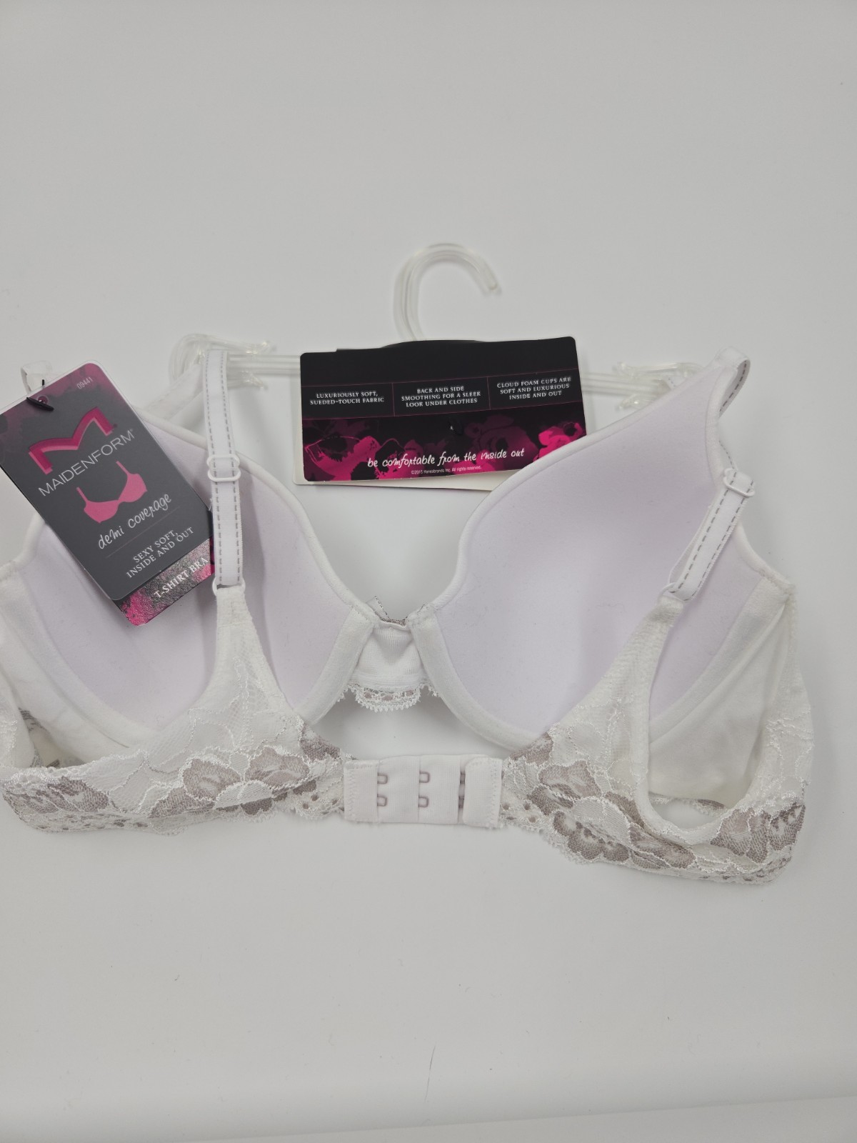 Maidenform Demi Smooth 36A T-shirt Bra In White & Lace