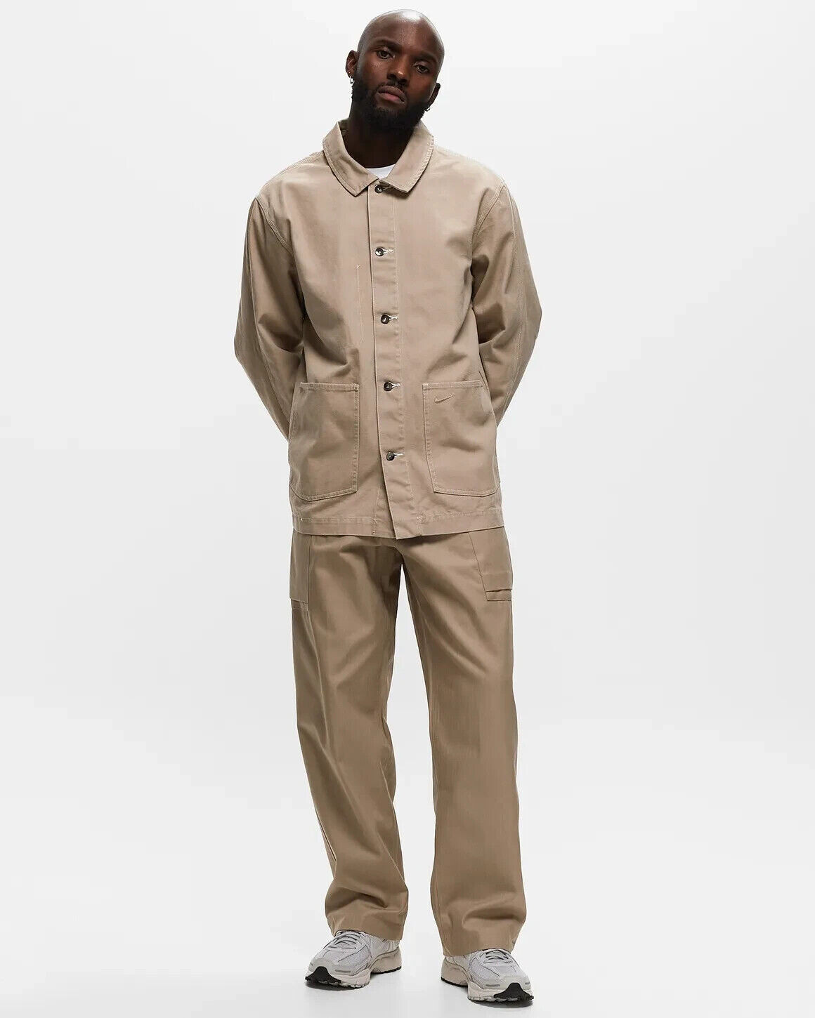 Nike Life Mens Khaki Cargo Pants Size 32 Zip Fly Button Up Relaxed FJ0323 247