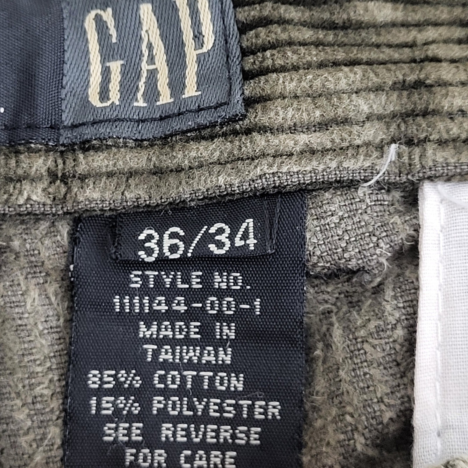 Gap Corduroy Pants Mens Relaxed Fit Pleated Olive 36×34 Fit 34×32 cuffed