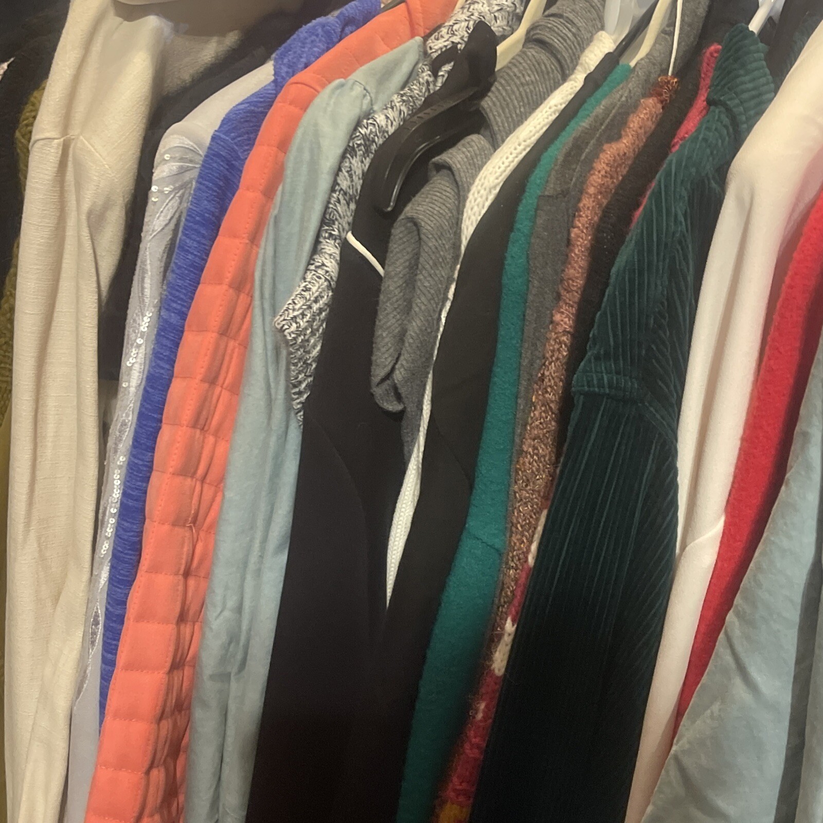 Size Large Resale BUNDLE SEE DESCRIPTION 20 ITEMS Random Pull