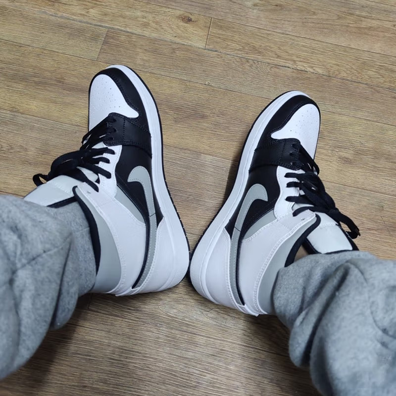 Jordan 1 Mid White Shadow GS 554725-073