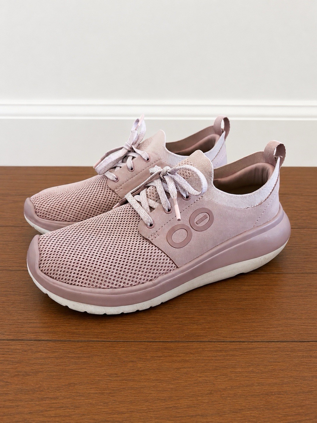OOFOS OOmy Stride Stardust Purple Sneaker Womens Size 7 Recovery Walking Shoe