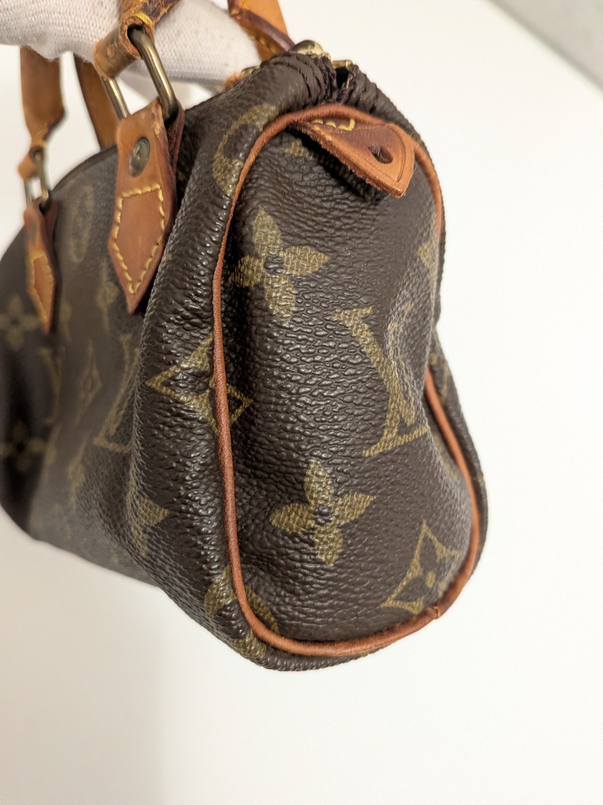 Authentic LOUIS VUITTON Mini Speedy TH1902