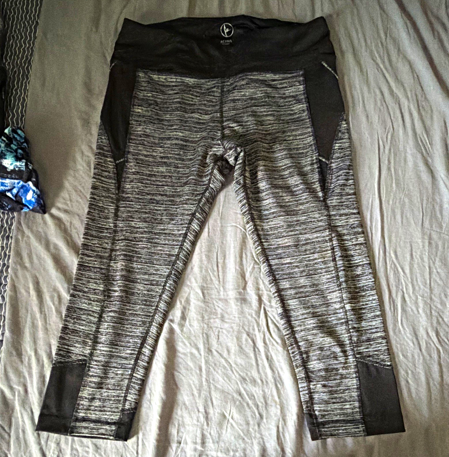 Active Life Women’s Heather Gray/Black Capri Leggings S Pull-On Stretch Waist