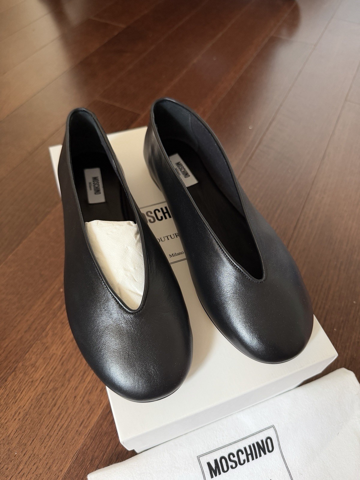 Moschino Women’s Black Leather Slip-On Ballet Flats Round Toe Logo EU37.5
