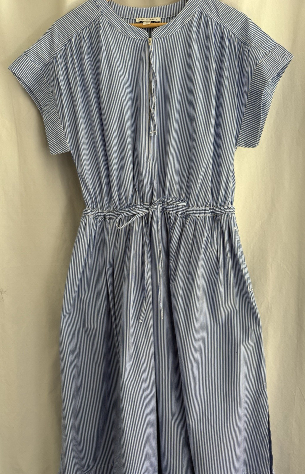 Free Assembly Blue/White Striped Zip Midi Dress Drawstring Pockets M NWOT
