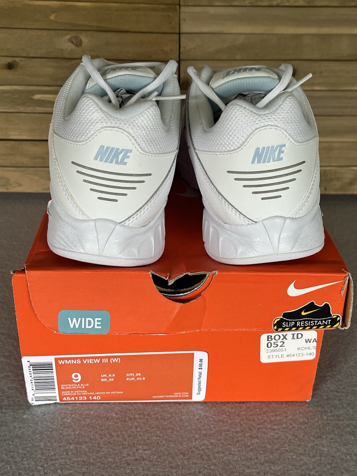 Nike View III Women’s Running Sneakers Blue/White Size 9 Wide NEW IN BOX