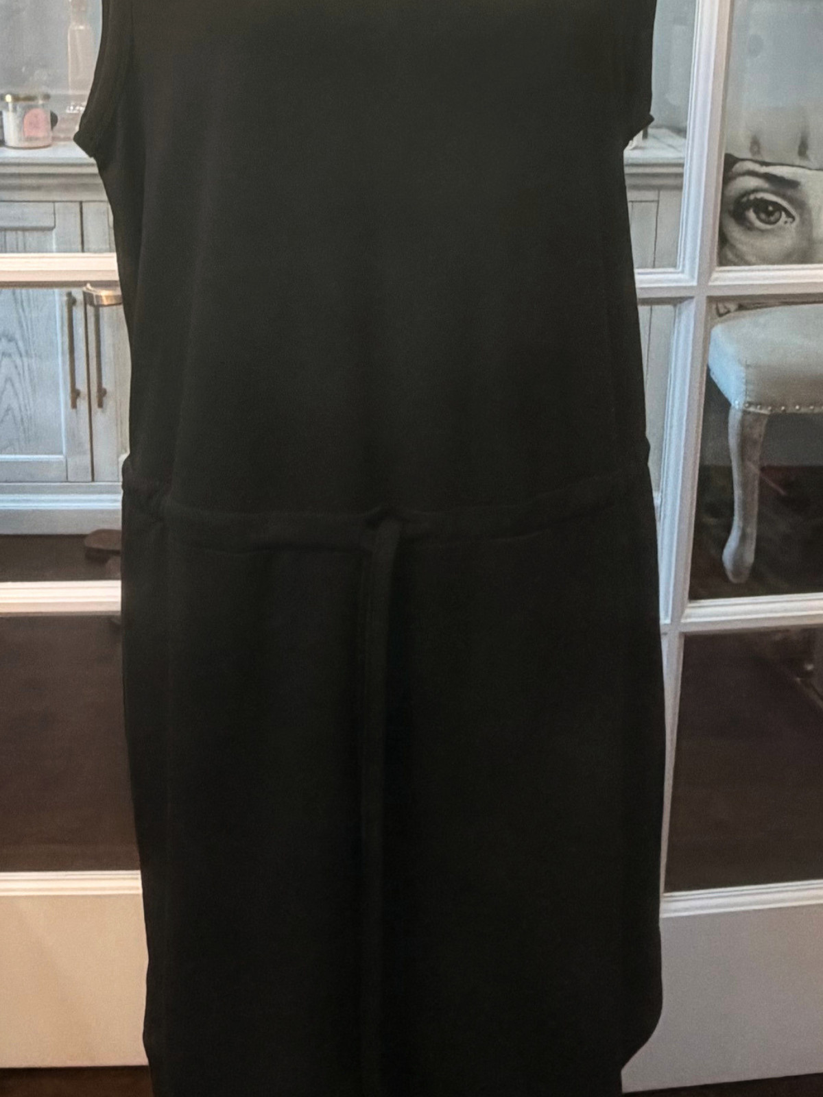 NWT Evereve Black Sierra Sleeveless Dress L with Waist Tie Curved Hem $98
