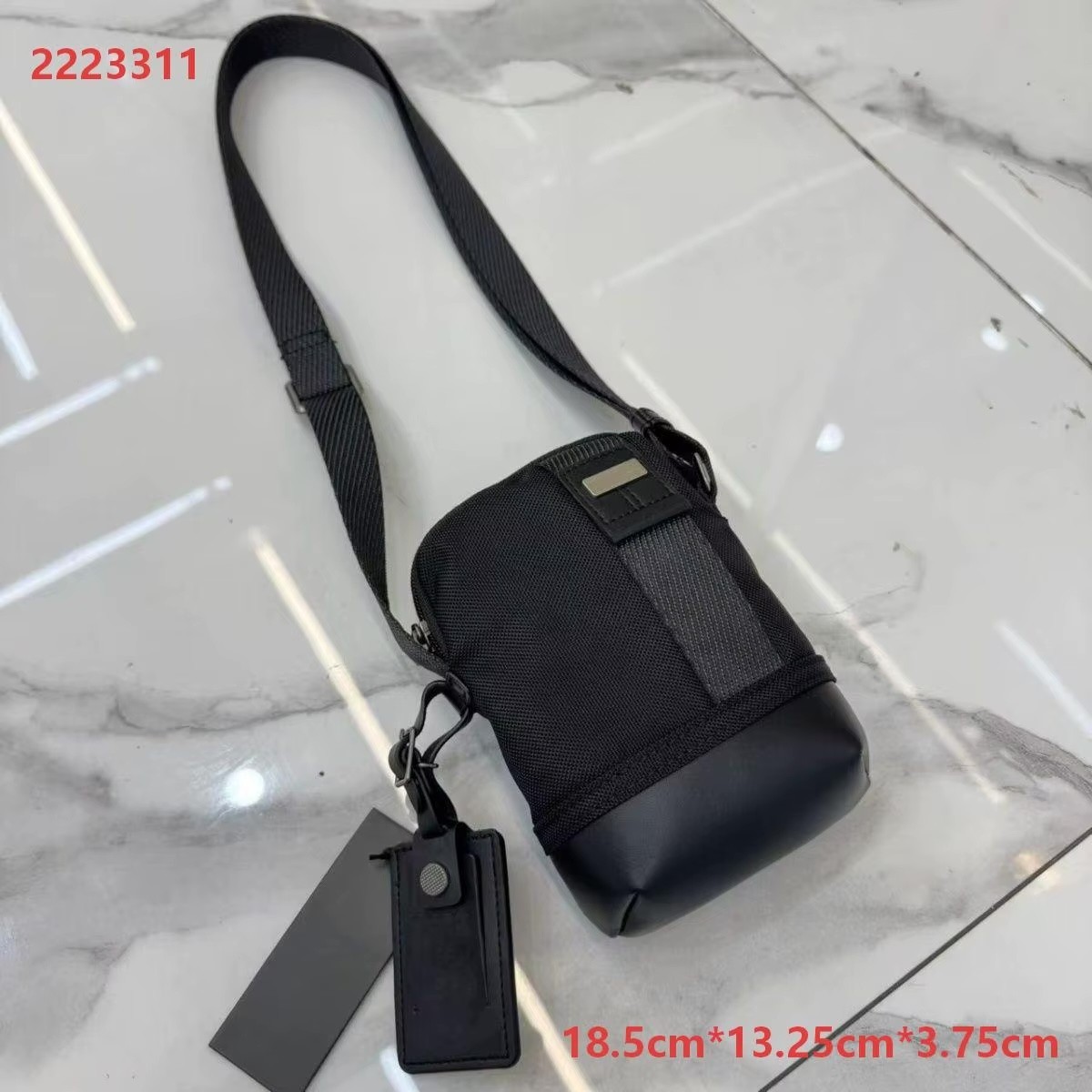 NEW TUMI Compact Everyday Crossbody Bag 2223311 Black Ballistic Nylon Travel
