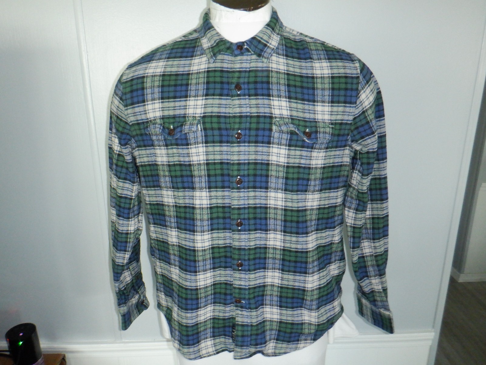 Men’s Lucky Brand Classic Fit sz Large Blue & Green Heavyweight Flannel LS Shirt