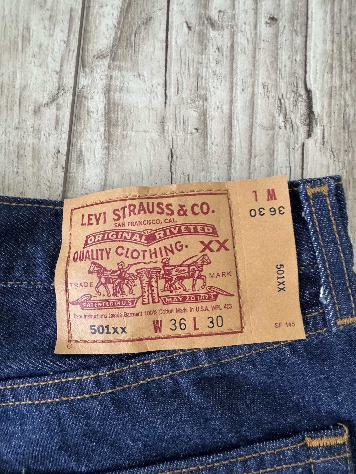 Brand New Levi’s 501xx Made In USA Valencia 555 09/99 Sz 36 X 30 Actual 33 X 28
