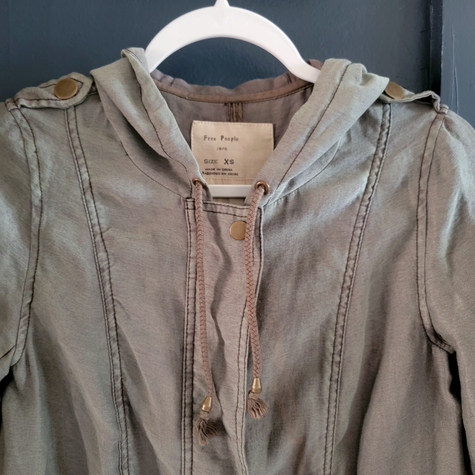 Free People Lightweight Mid Thigh Length Anorak Jacket Hoodie XS Olive Green