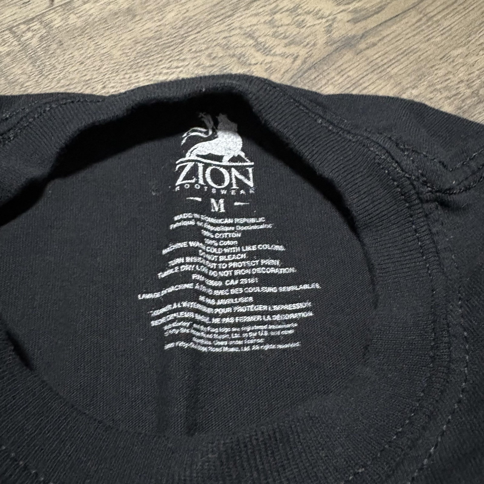 Zion Rootswear Shirt Mens Medium Black Rasta Smoke Graphic Reggae Music Tee