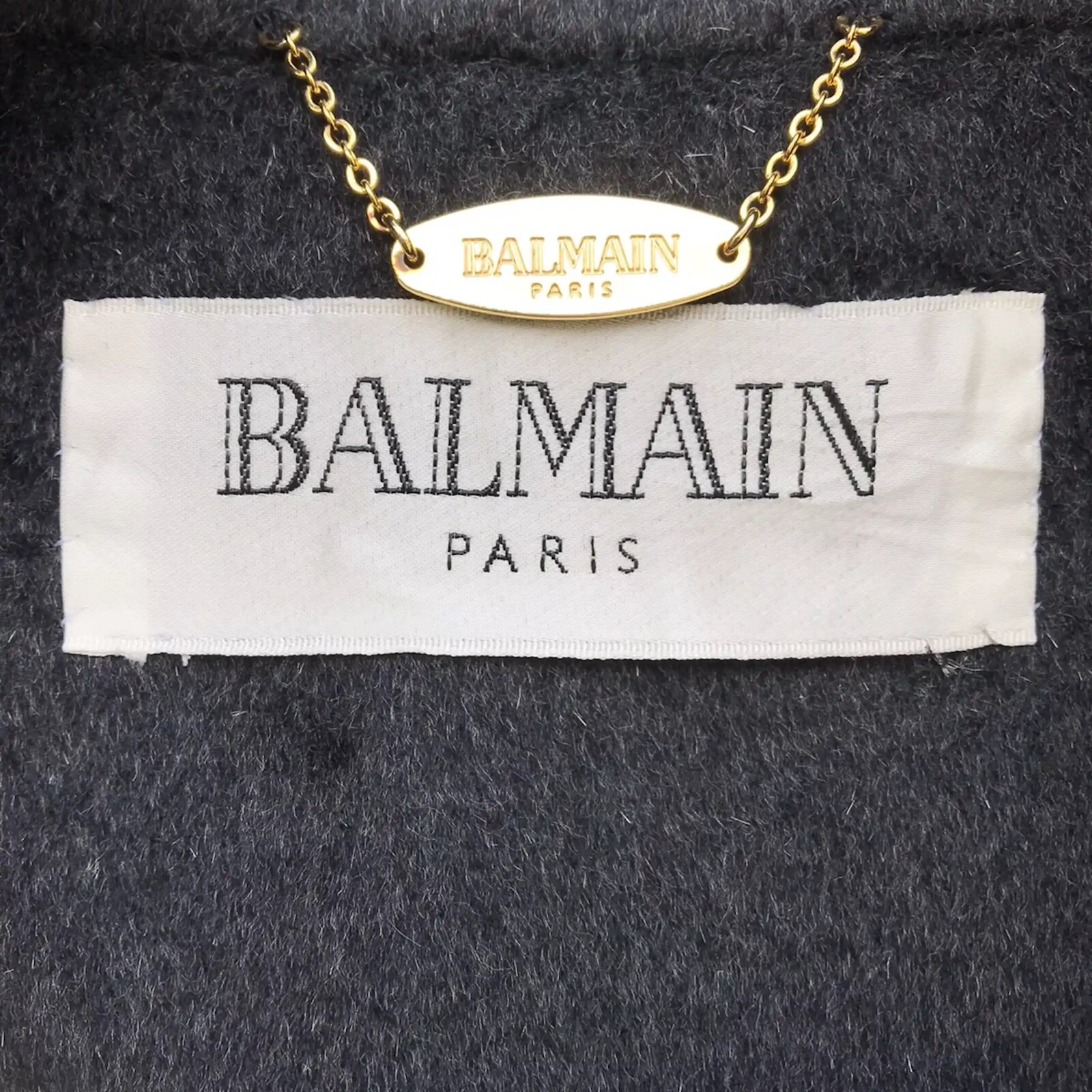 Balmain Grey Wool Coat Men or Women’s Size Large (24 In Pit-To-Pit)