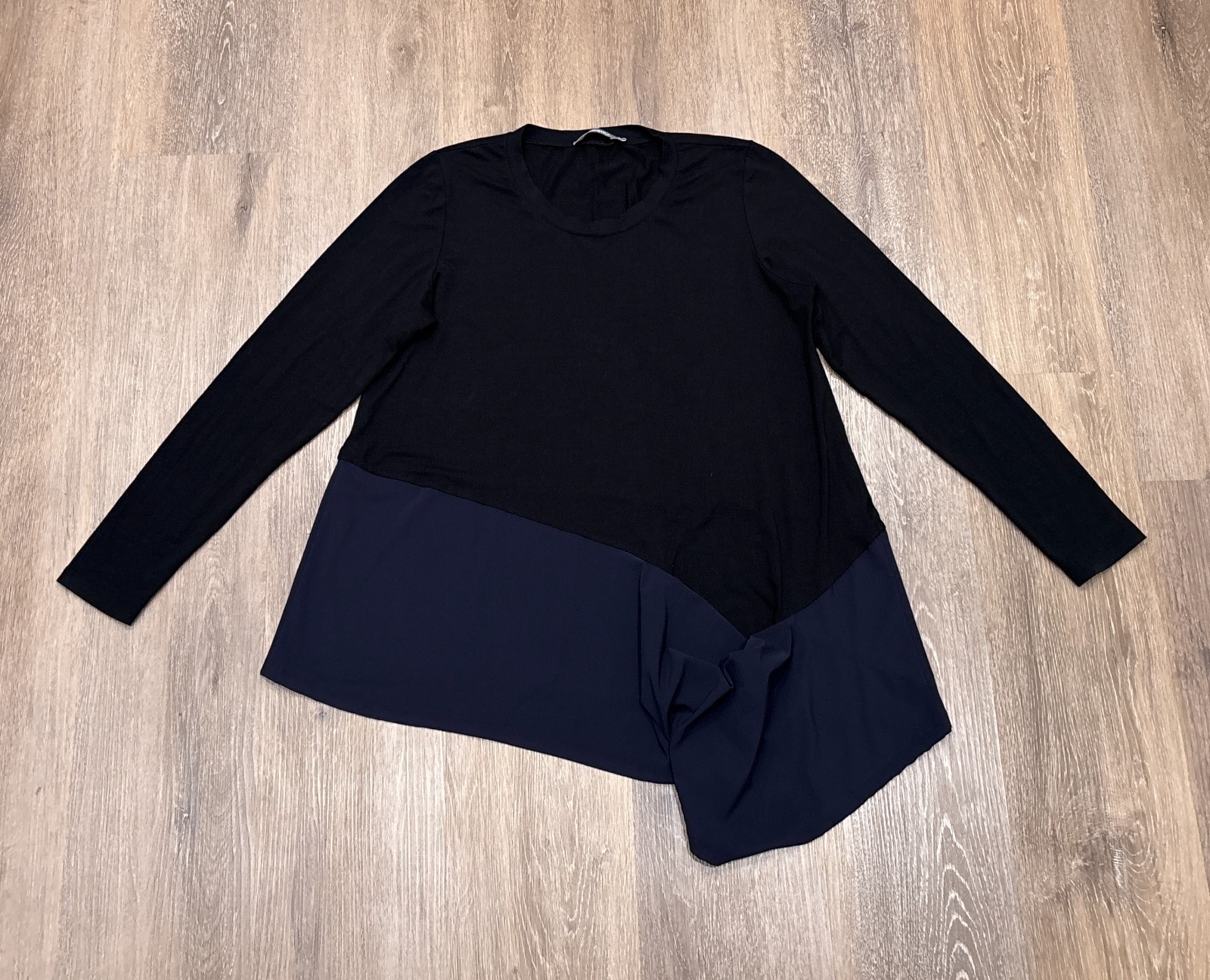 Alembika Tunic Top Size 3 Medium Black Blue Asymmetrical Lagenlook Pocket