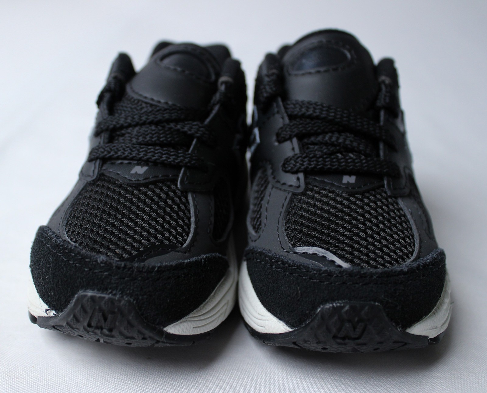 New Balance Unisex Toddler’s 2002R Lace Sneakers JL3 Black Size US:6 UK:5.5