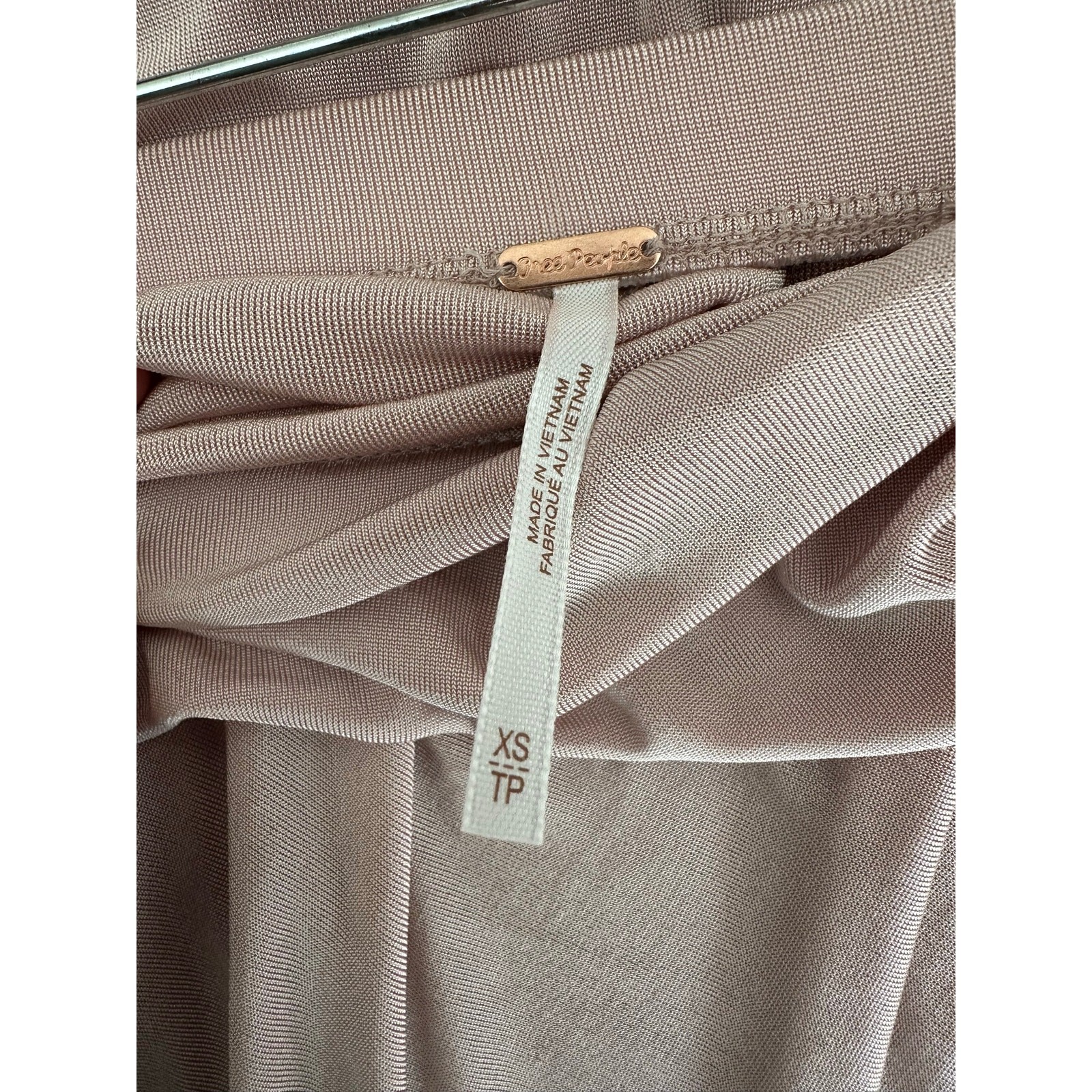 FREE PEOPLE NWT Light Pink Silky Jersey Tulip Wrap Maxi Skirt Women’s Size XS