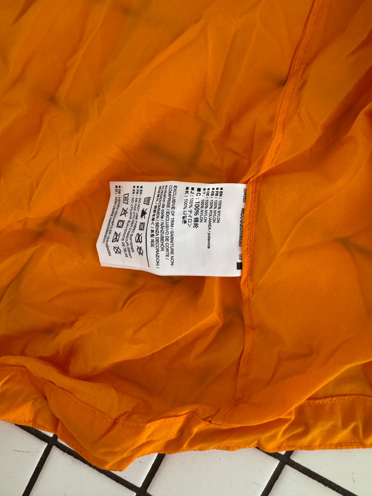 ARC’TERYX Squamish Hoody Orange M Ripstop Windbreaker