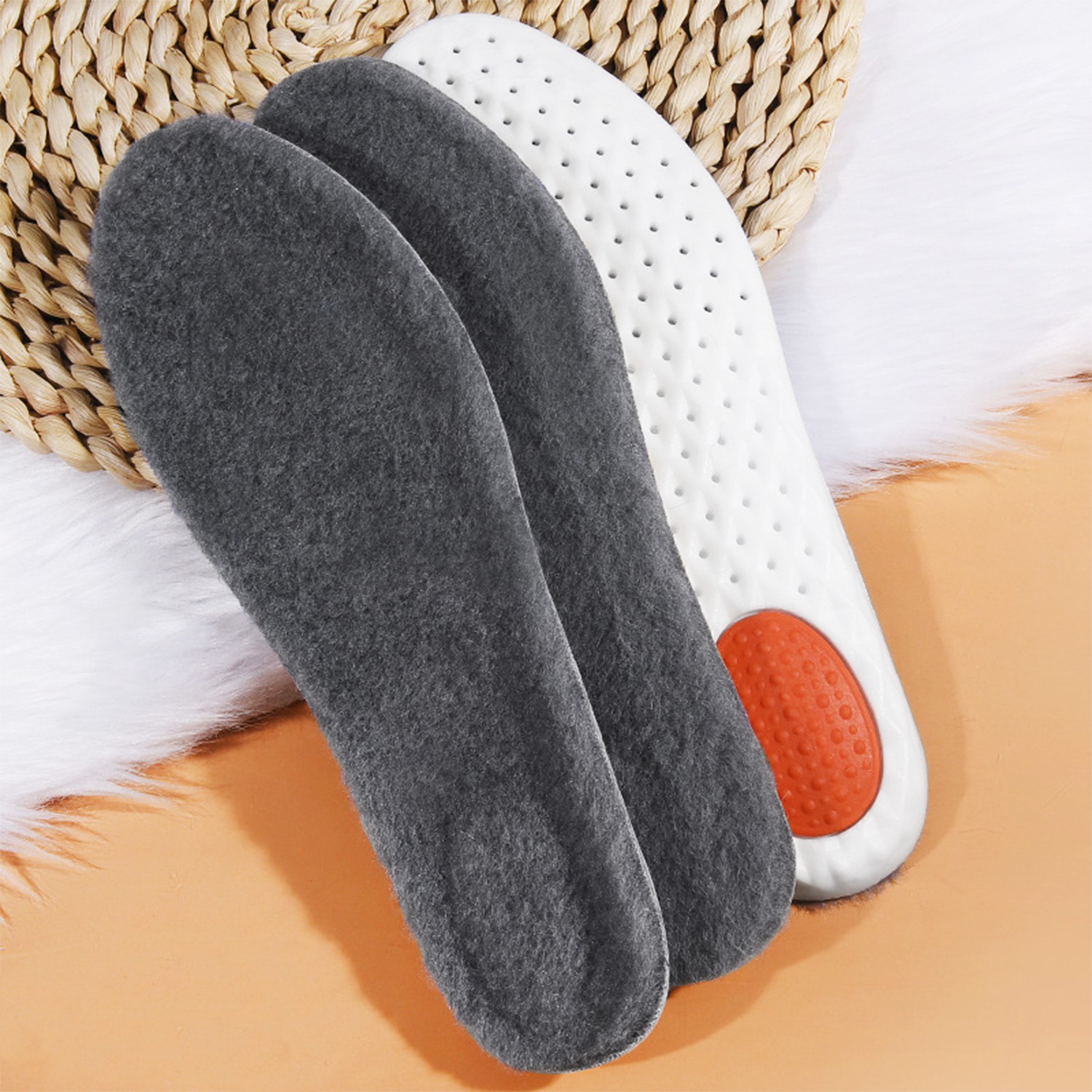 Warm Plush Insoles for Men Women – Winter Soft Thermal Moisture Wicking Comfort
