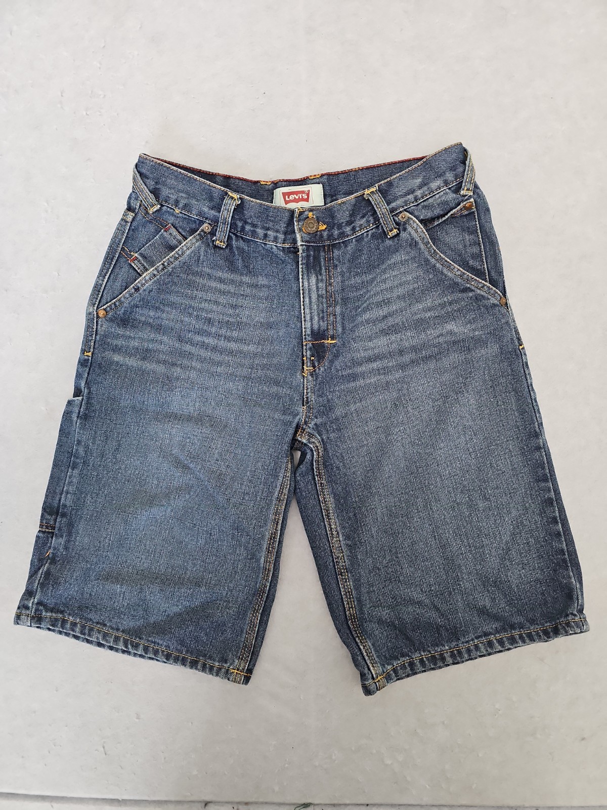 Levi’s Boys Zip Fly Button Closure Belt Loops Short 18 Reg Waist 29 Jeans Sports