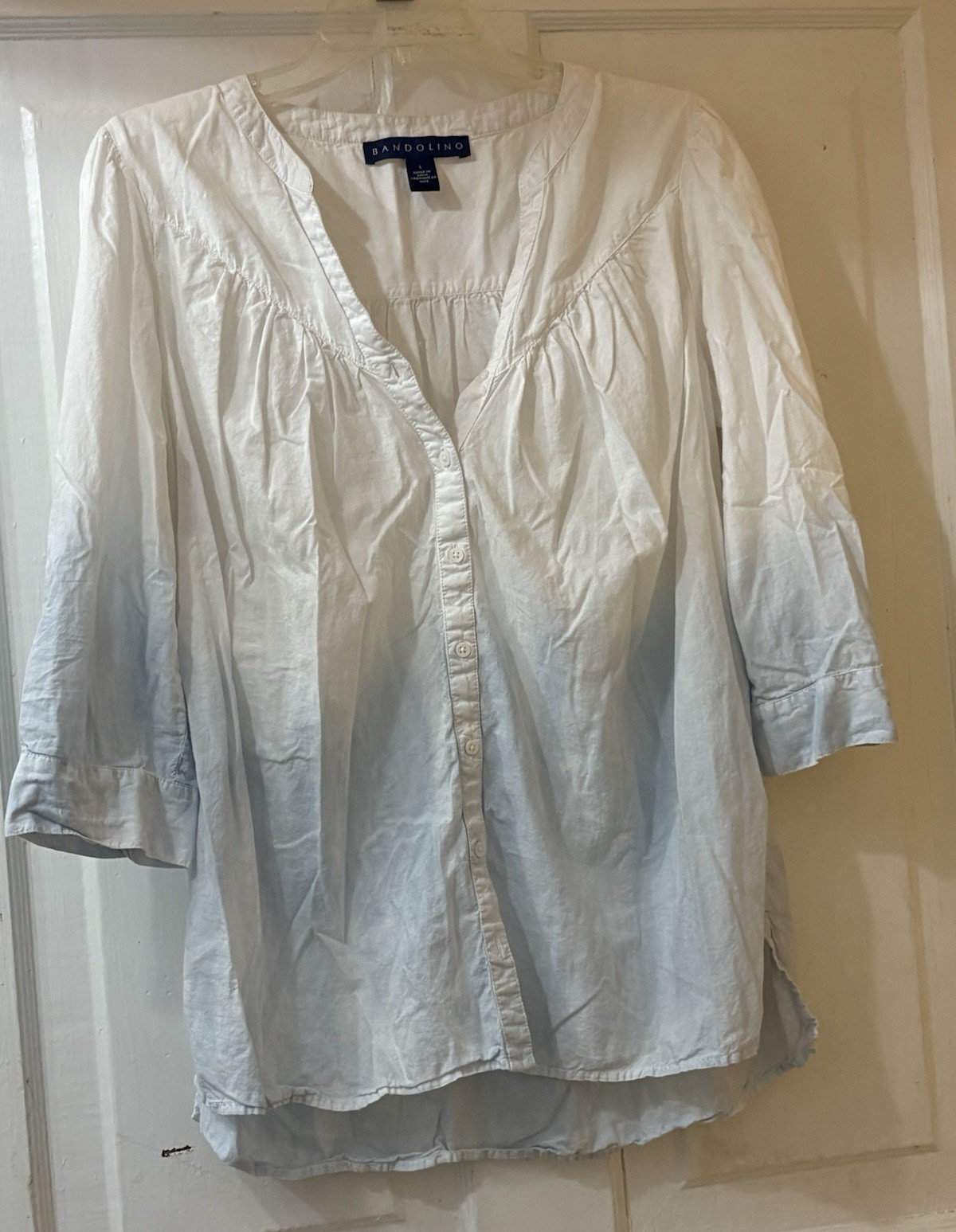 Bandolino Women’s White Blue Woven Cotton V-Neck Button Front Blouse Size L