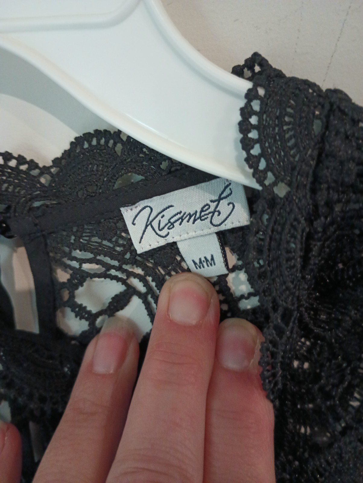 Kismet Black Guipure Lace Crochet Top Medium M Scalloped Hem Long Sleeve Boho
