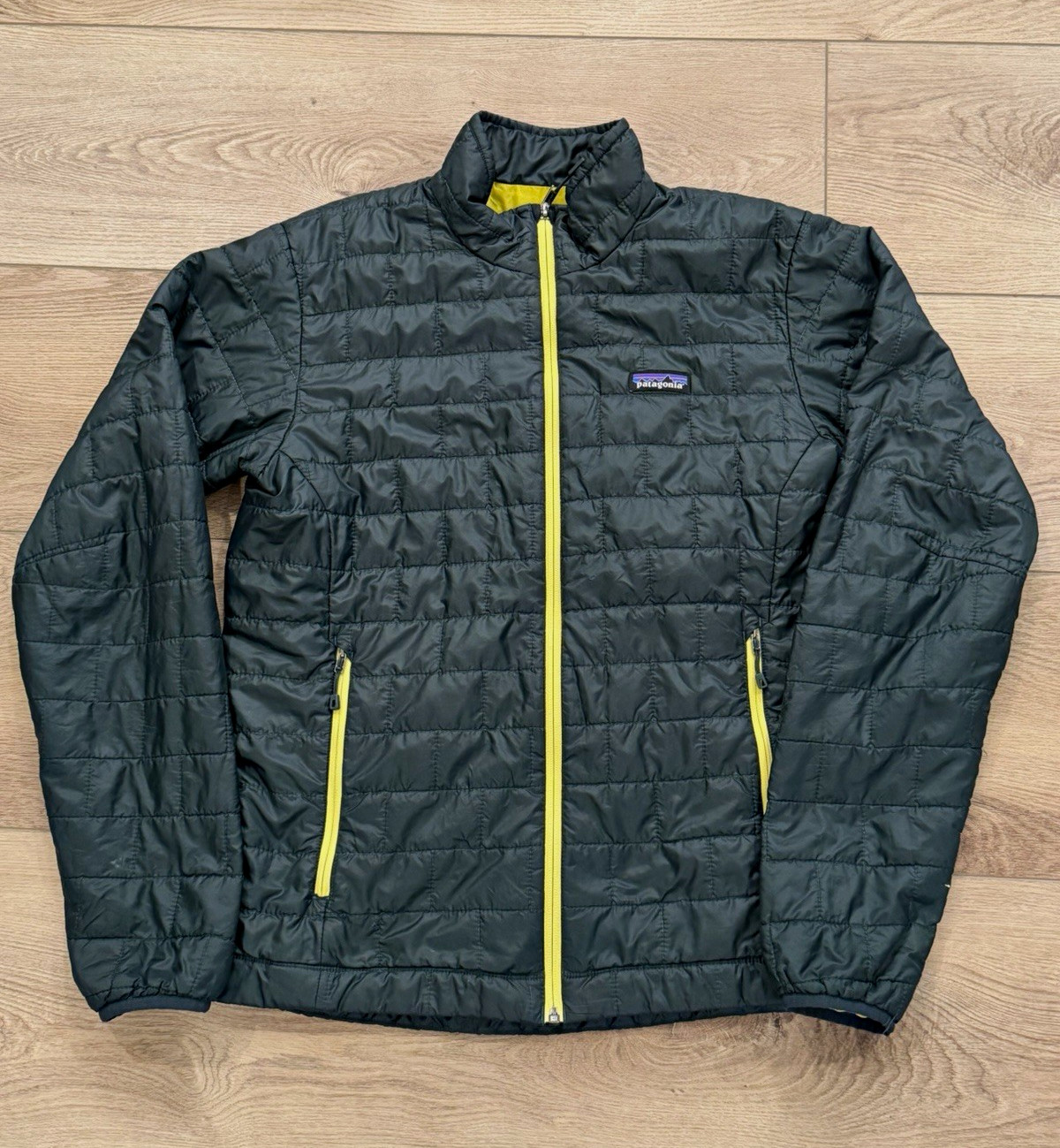 Patagonia Men’s Small Green/Yellow Nano Puff Jacket Style #84212