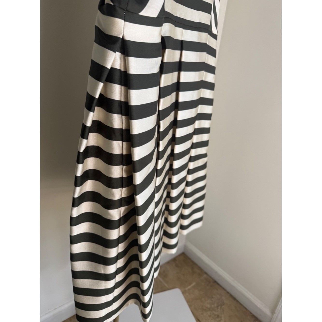 Lord & Taylor Black Ivory Striped Fit Flare Dress Women 14 Full Skirt Midi