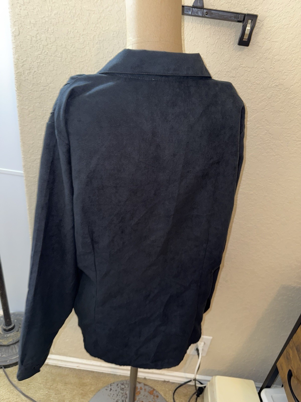 Lemon Grass Studio Women’s XL Black Solid Long Sleeve Button-Up Shirt