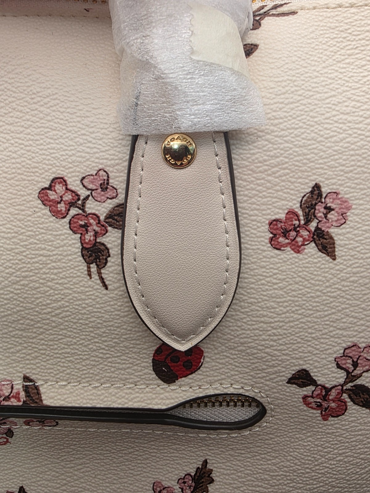 NEW COACH GALLERY TOTE WITH LADYBUG FLORAL PRINT (SCUFF MARKS BACK)