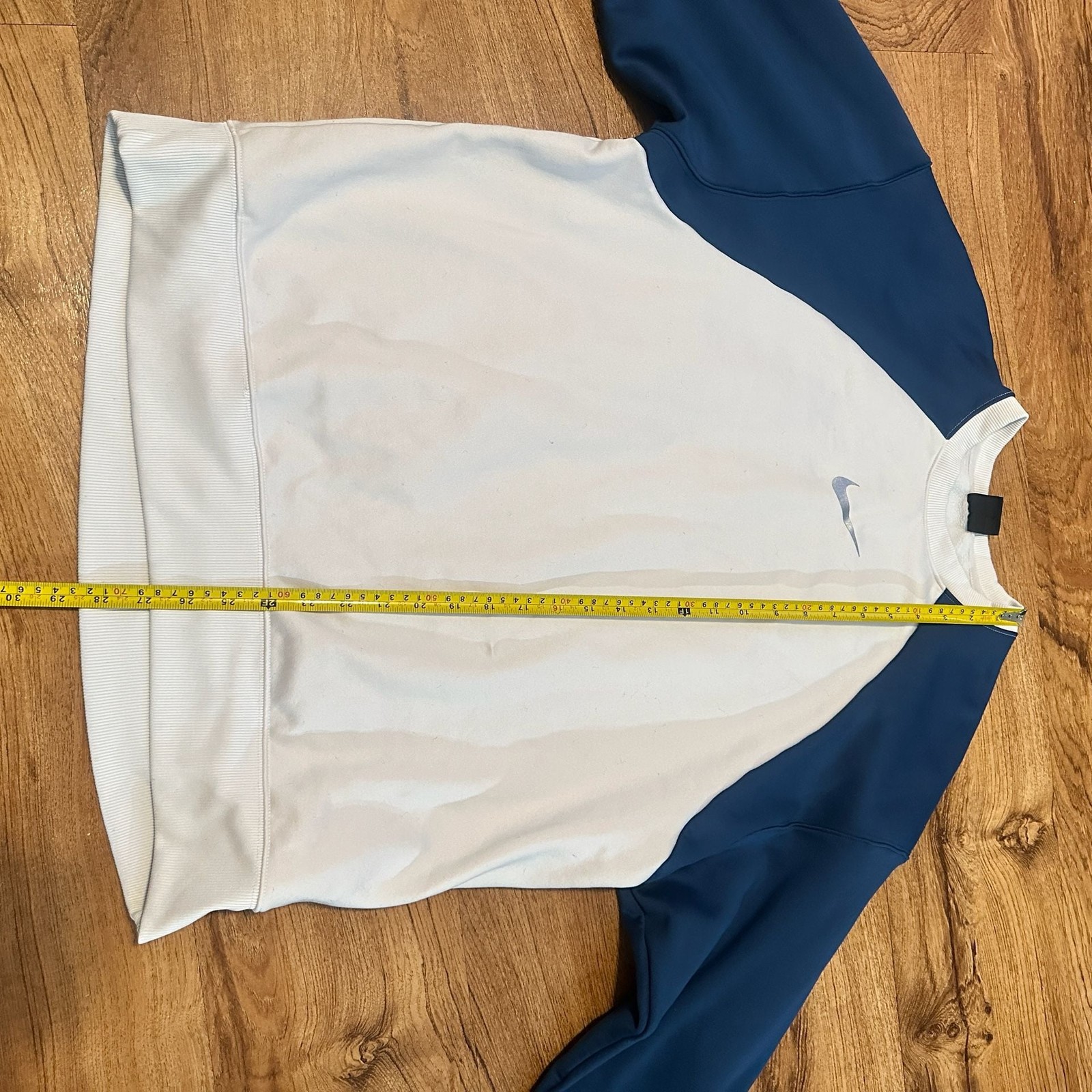 Nike Dri-Fit Two-Tone Colorblock Raglan Crewneck Sweatshirt