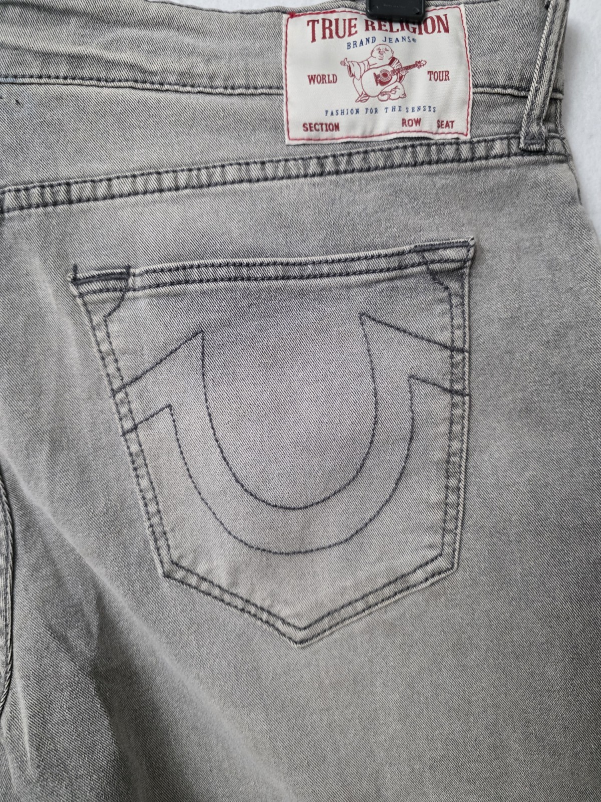 True Religion Geno Sn Slim Style 700387 Gray Silvery Wash Size W38x32L
