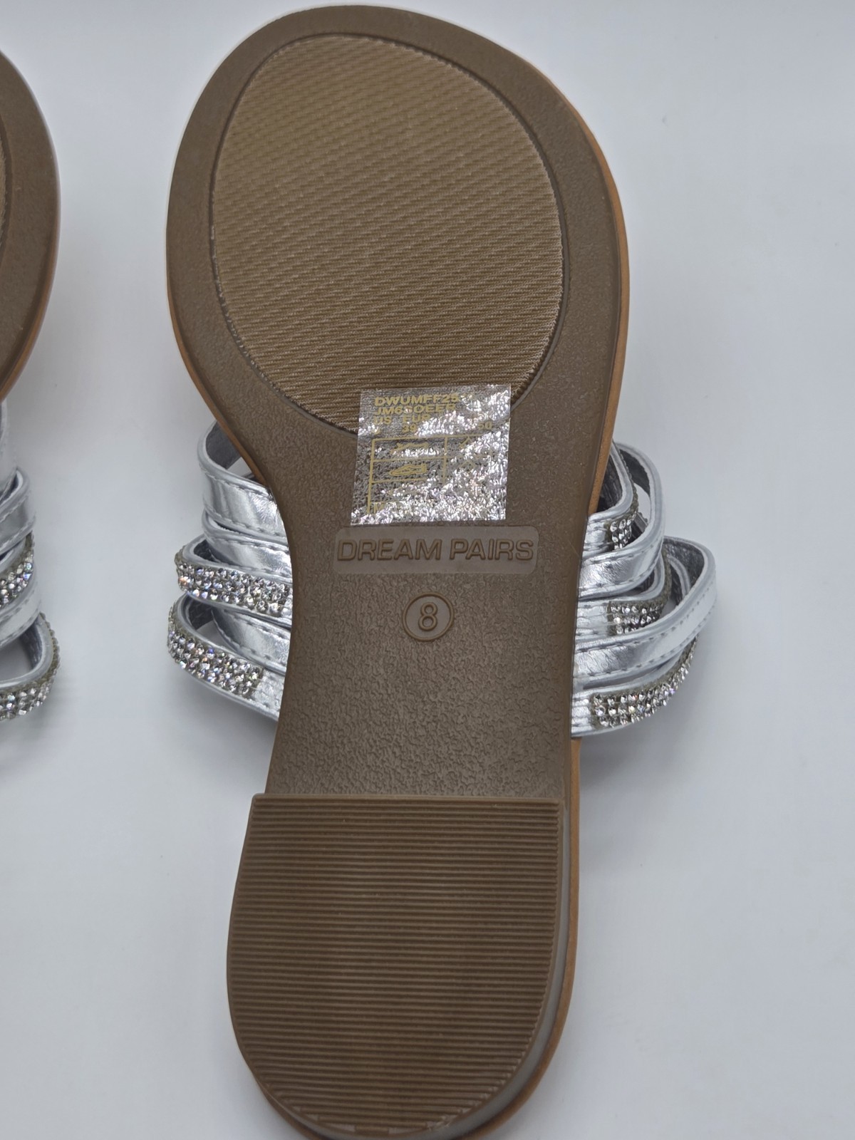 NEW! Dream Pairs Women’s Evening Flats Silver Summer Sandals With Beige Bottoms