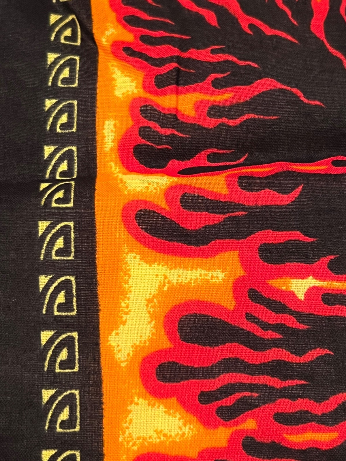 Cotton Bandana Flame Burst Fire Black Red Orange Yellow 21″ x 22″ NOS Never Used