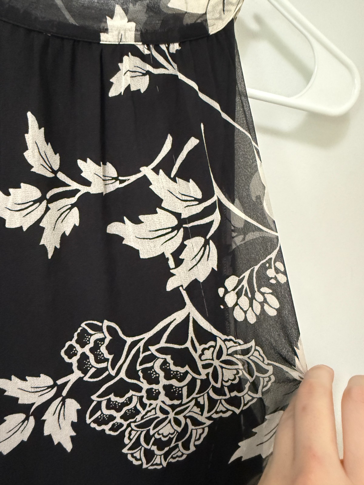 White House Black Market Silk Black Floral Halter Blouse XL Old Money Career