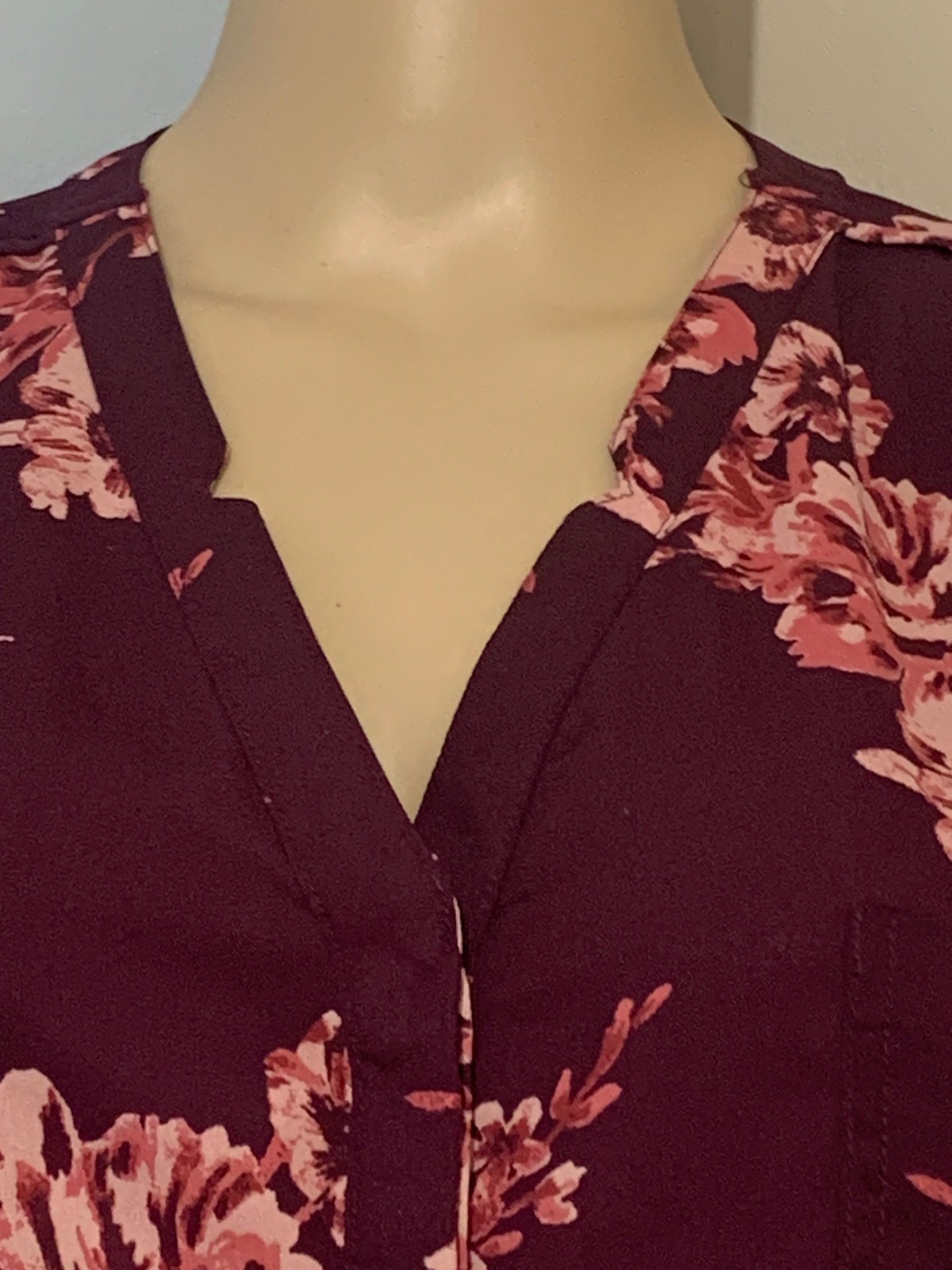 SIMPLY STYLED XL P Burgundy Pink Floral SHIRT BLOUSE Roll Tab Sleeve V Neck