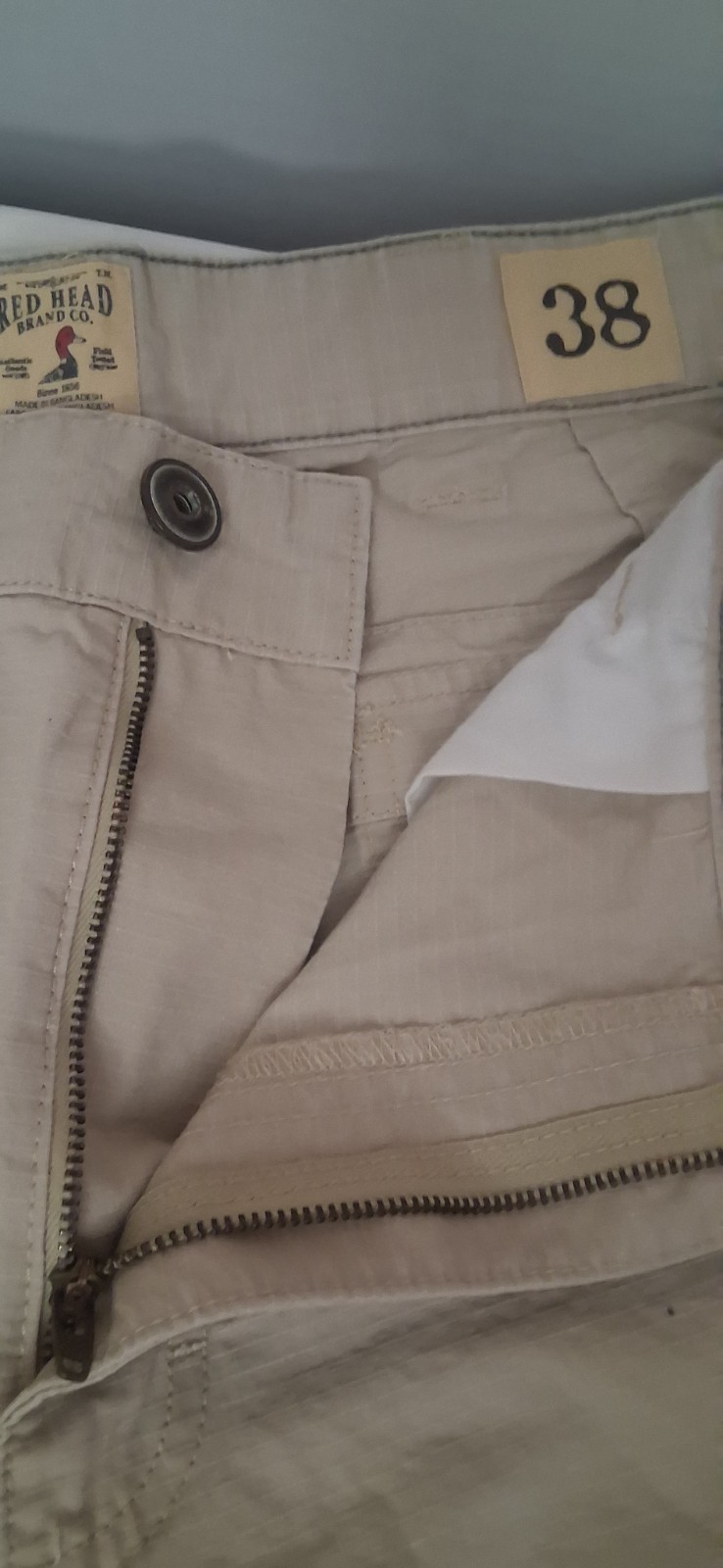 Red Head Brand Co. Men’s Cargo Shorts Size 38 khaki eight pockets casual pants