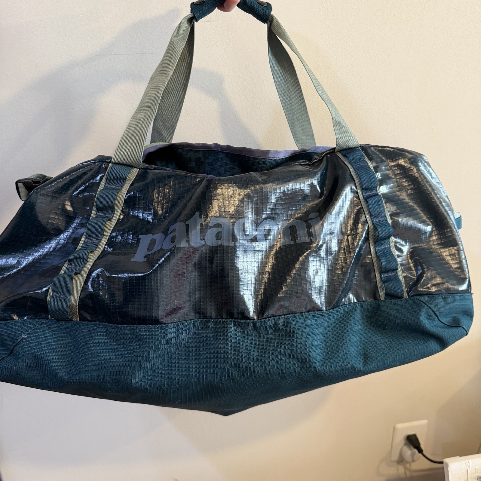 Patagonia Black Hole Duffel Backpack 70L dark Borealis green Rare