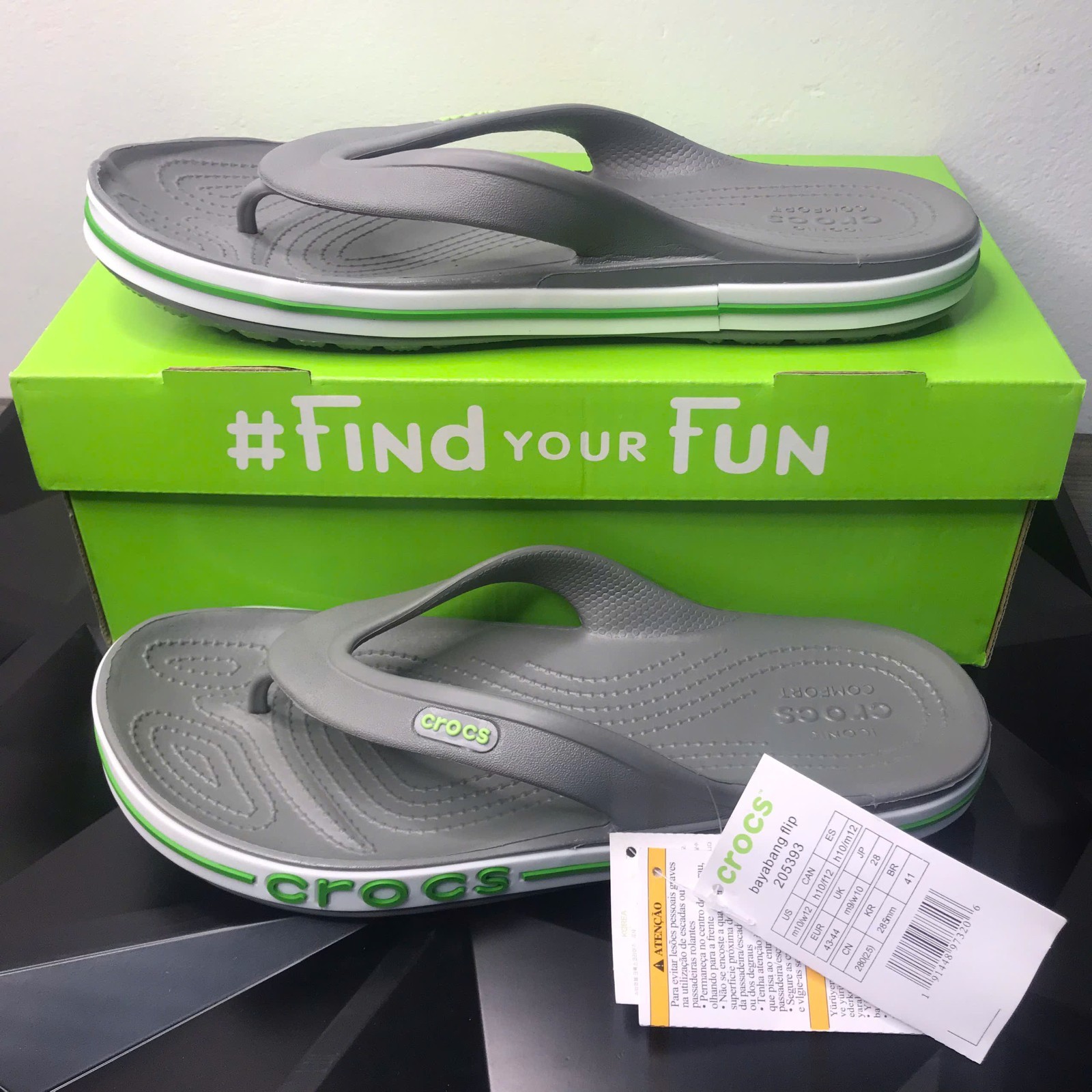 NEW IN BOX Crocs Bayaband Flip Flops Grey Green Men’s Women’s Sandal