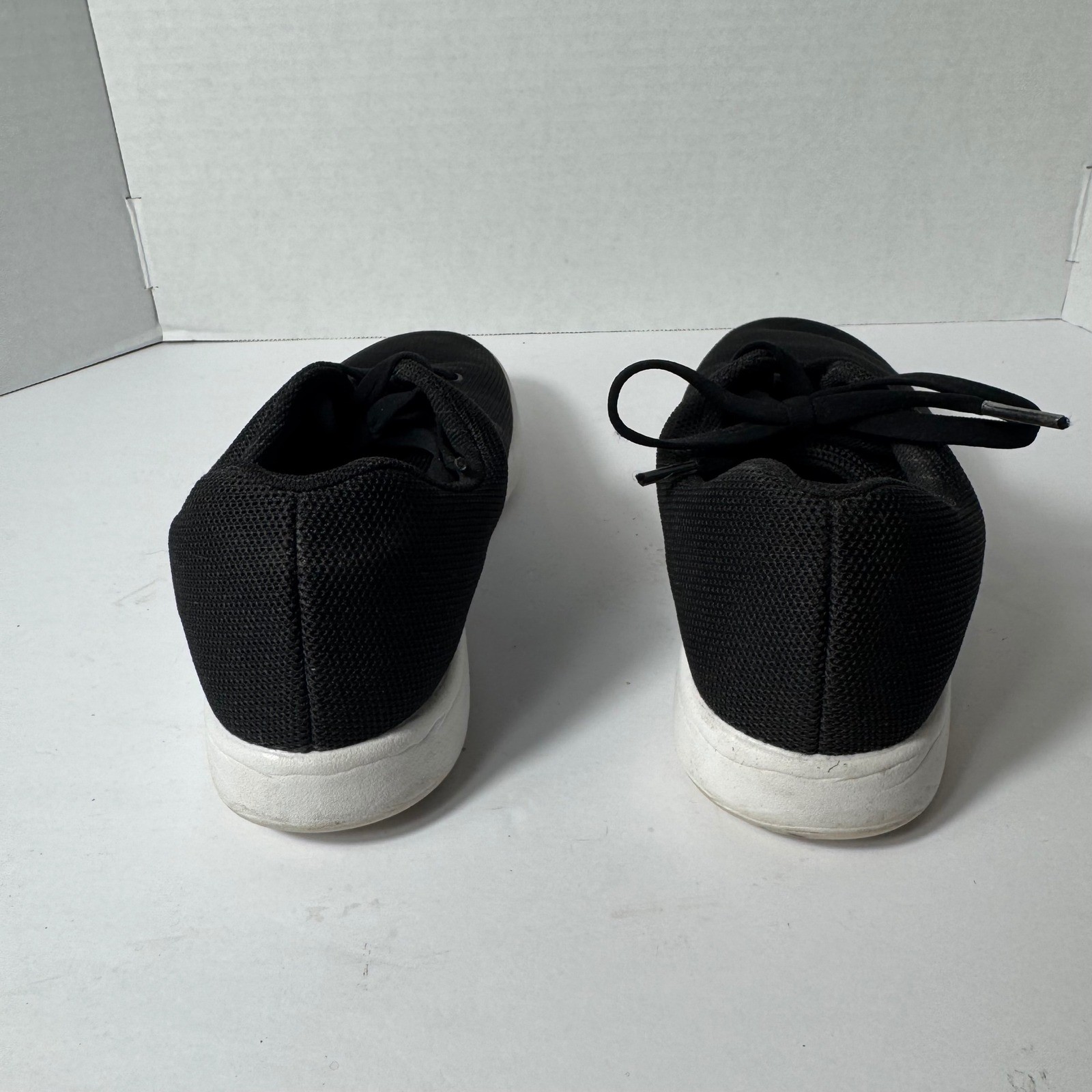 Atoms Model 000 Black White Mesh Low Top Sneakers Womens 8.25 Mens 6.75